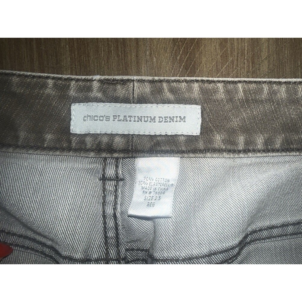 Chico’s Platinum Denim Grayish Brown Distressed Mid Rise Jeans Size Large (2.5) - Picture 4 of 13